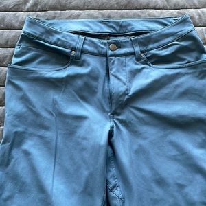Lululemon ABC Commission regular fit pant. Waist 30 length 32